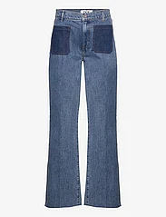 IVY Copenhagen - Mia 70's Combi Jeans Wash Heavenly - jeans met wijde pijpen - denim blue - 0