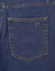 IVY Copenhagen - IVY-Frida Earth Jeans Wash Super Si - platėjantys džinsai - denim blue - 4