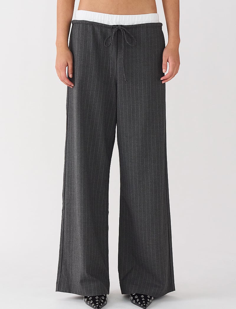 IVY Copenhagen - IVY-Alanis Sporty Pant Pin Stripe G - vida byxor - grey - 0