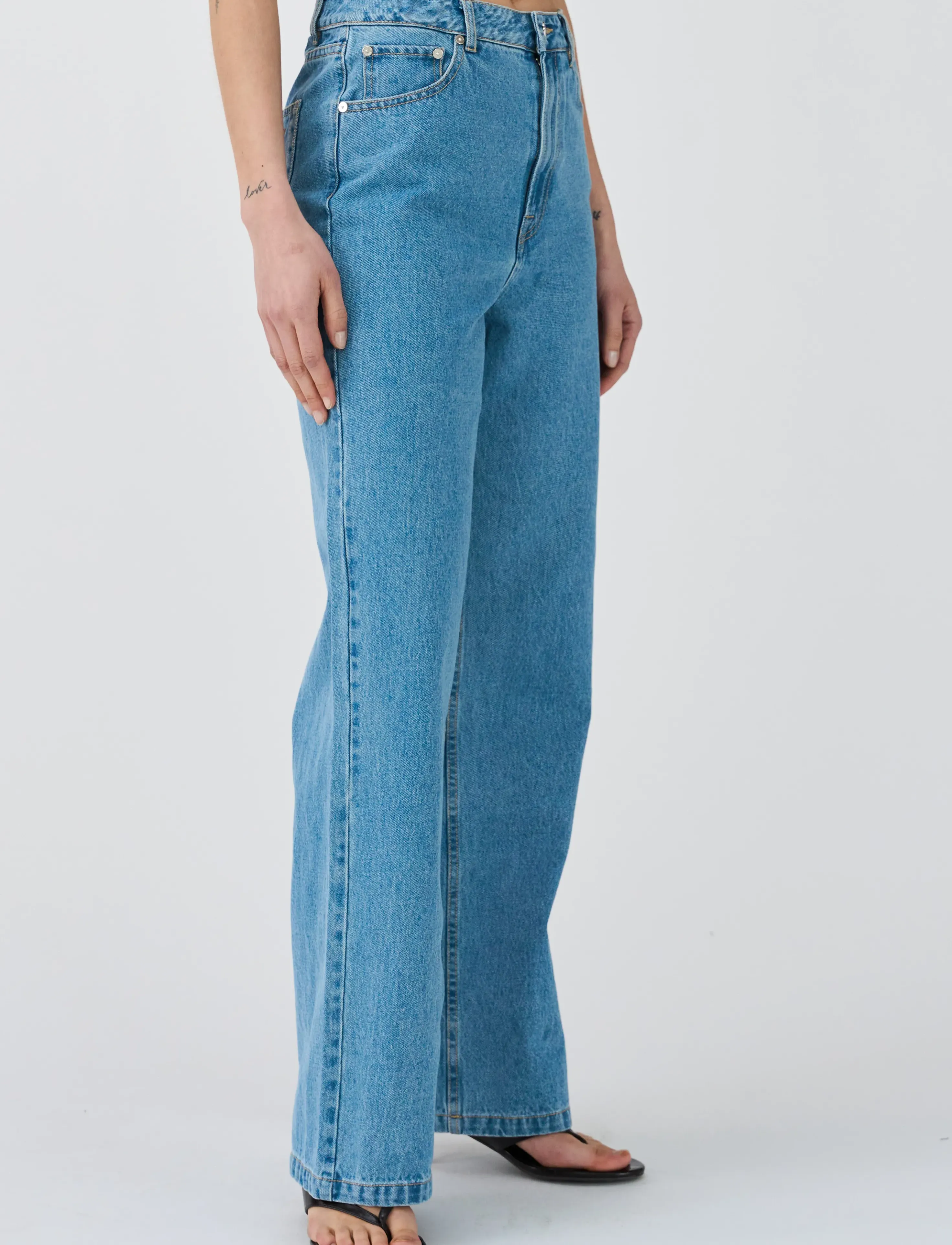 IVY Copenhagen - IVY-Brooke Jeans Wash Mid Blue - hosen mit weitem bein - denim blue - 2