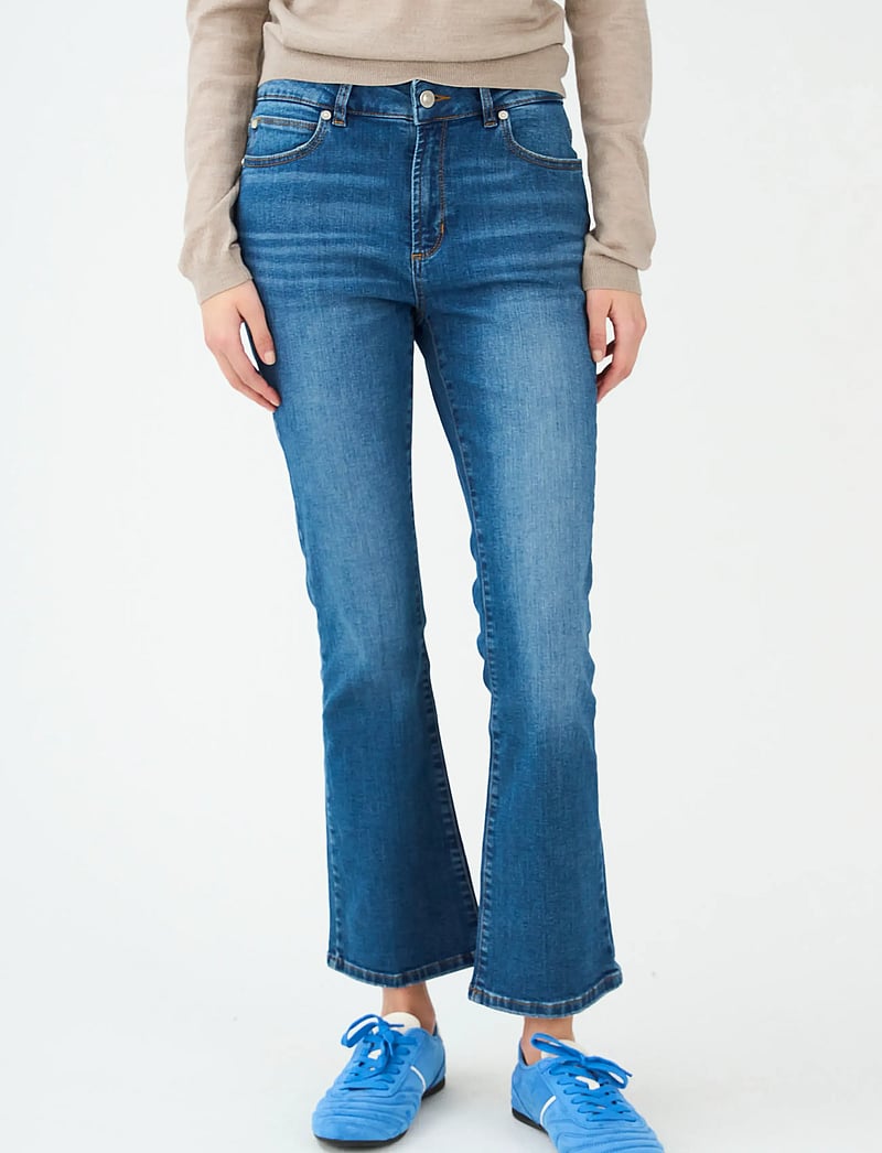 IVY Copenhagen - IVY-Johanna Kick Flare Jeans Wash A - alt eriti laia säärega teksad - denim blue - 3