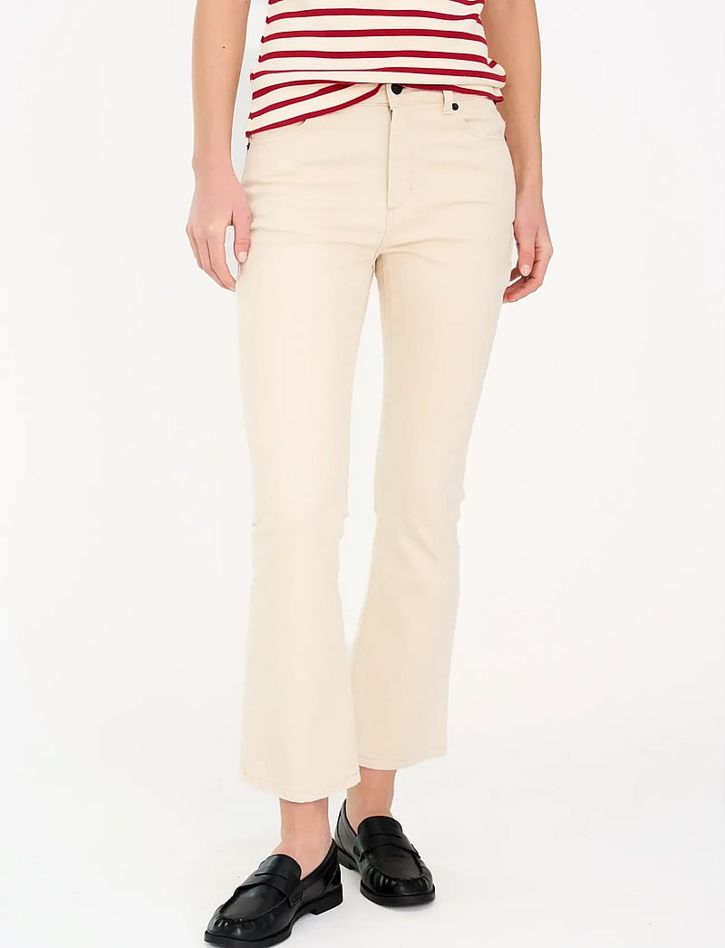 IVY Copenhagen - IVY-Johanna Kick Flare Jeans Wash E - bootcut jeans - ecru - 3