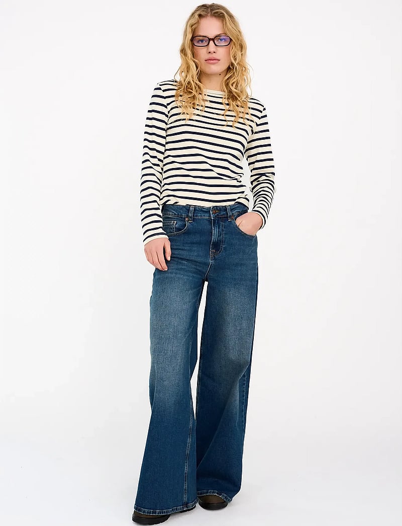 IVY Copenhagen - IVY-Alina Flare Wide Jeans Wash Add - brede jeans - denim blue - 0