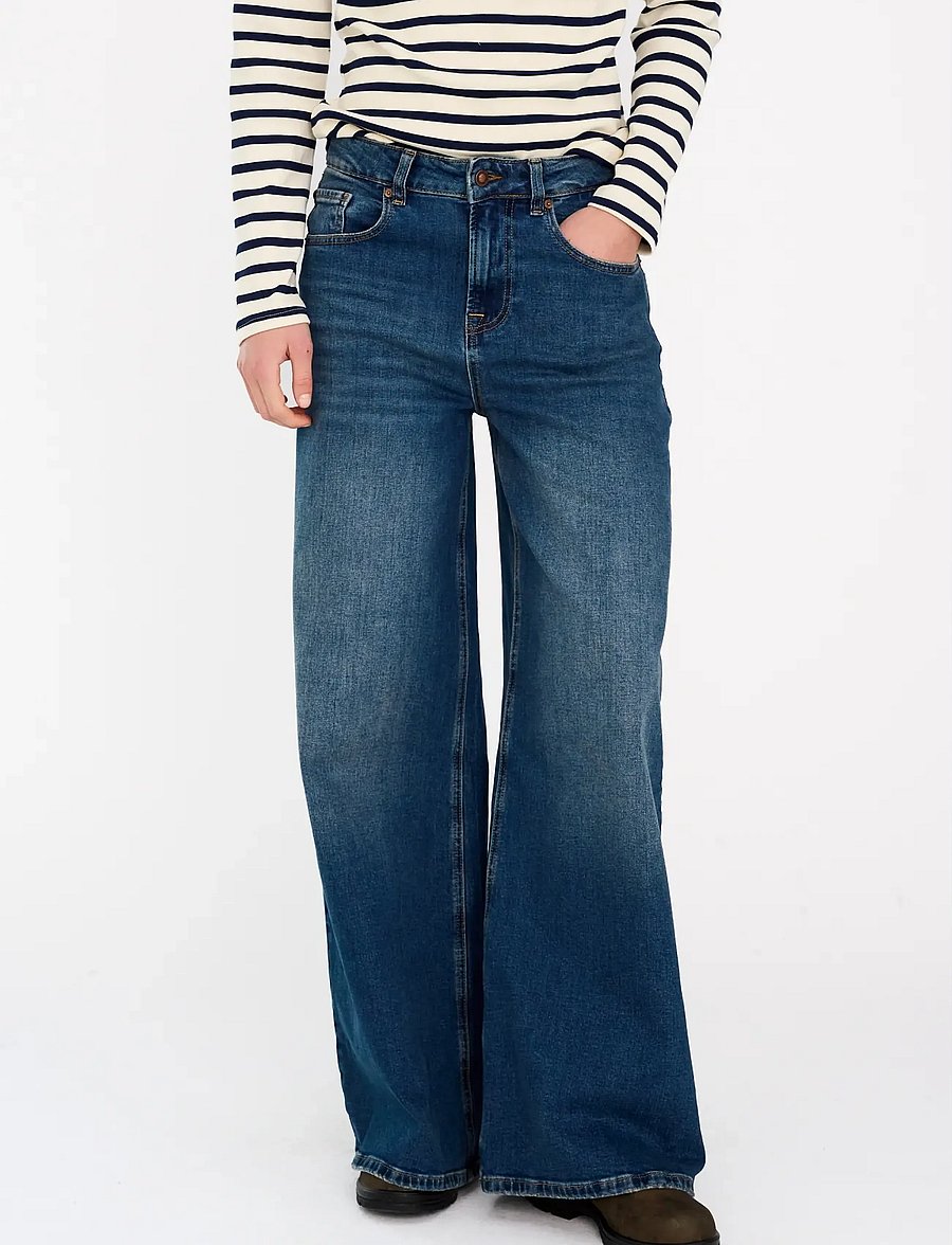 IVY Copenhagen - IVY-Alina Flare Wide Jeans Wash Add - pantalons larges - denim blue - 3