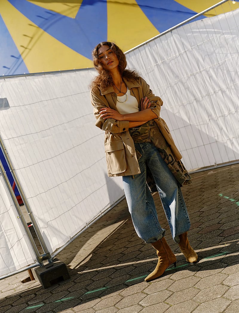 IVY Copenhagen - IVY-Daphne Barn Jacket - kevadjoped - dark forrest green - 5