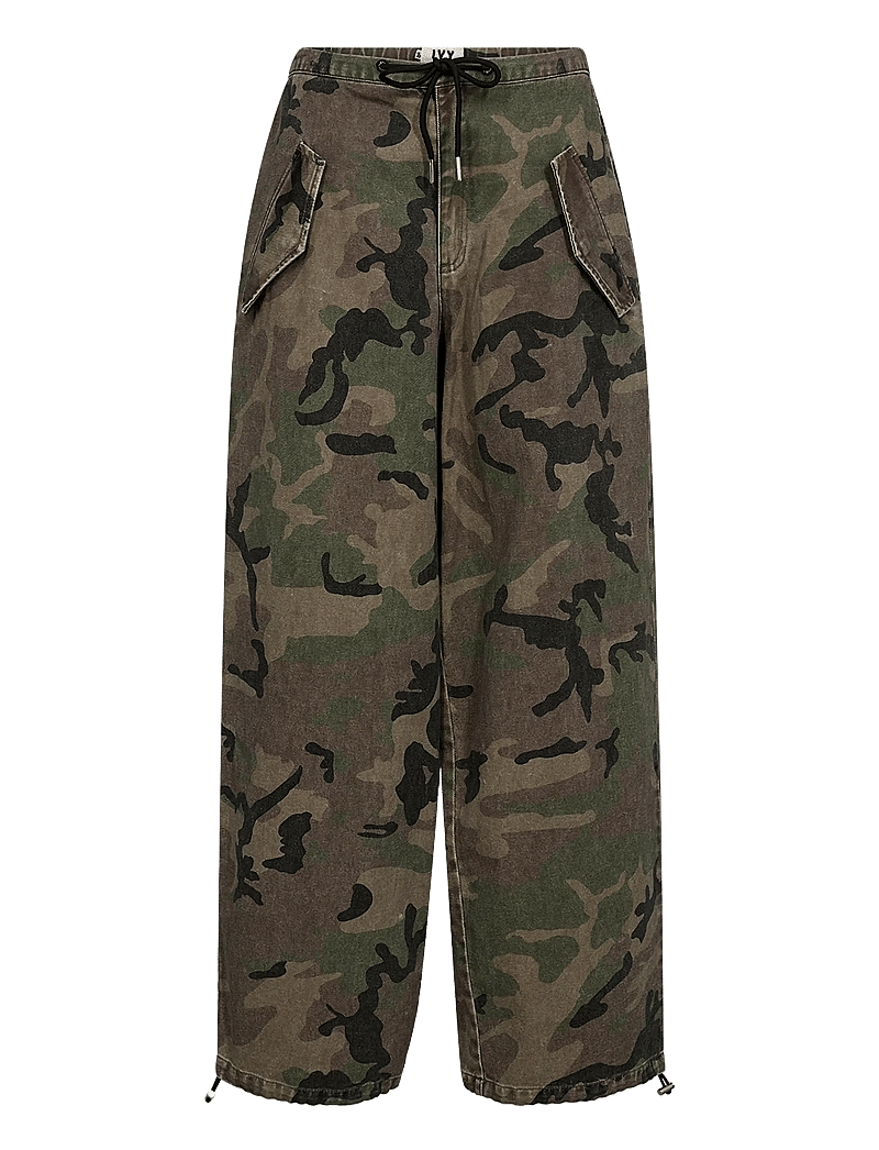 IVY Copenhagen - IVY-Penny Parachute Pant Wash Camou - barrel jeans - camouflage - 1