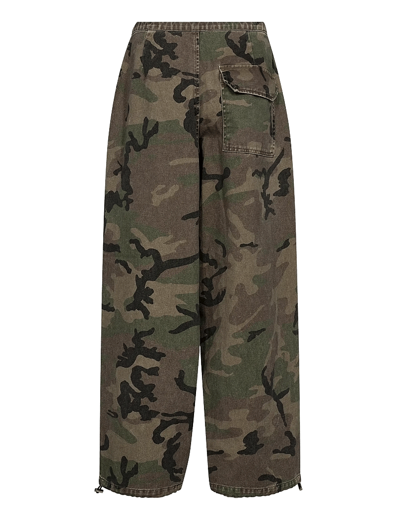 IVY Copenhagen - IVY-Penny Parachute Pant Wash Camou - barrel jeans - camouflage - 2