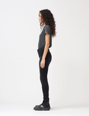 IVY Copenhagen - IVY-Alexa Jeans Cool Black - džinsa bikses ar šaurām starām - black - 3