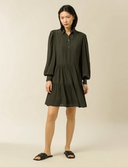 IVY OAK - MARLA - marškinių tipo suknelės - silver pine - 2