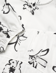 IVY OAK - BRENDA GATHERED BLOUSE - long sleeved blouses - aop bi-color arty flower snow white - 2