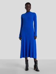 IVY OAK - Rib Knit Dress - aptemtos suknelės - cobalt blue - 2