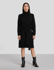 IVY OAK - Mini Knit Dress - strikkede kjoler - black - 2