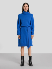 IVY OAK - Mini Knit Dress - knitted dresses - light cobalt blue - 2