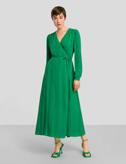IVY OAK - LIME WRAP DRESS - wrap dresses - secret garden green - 2
