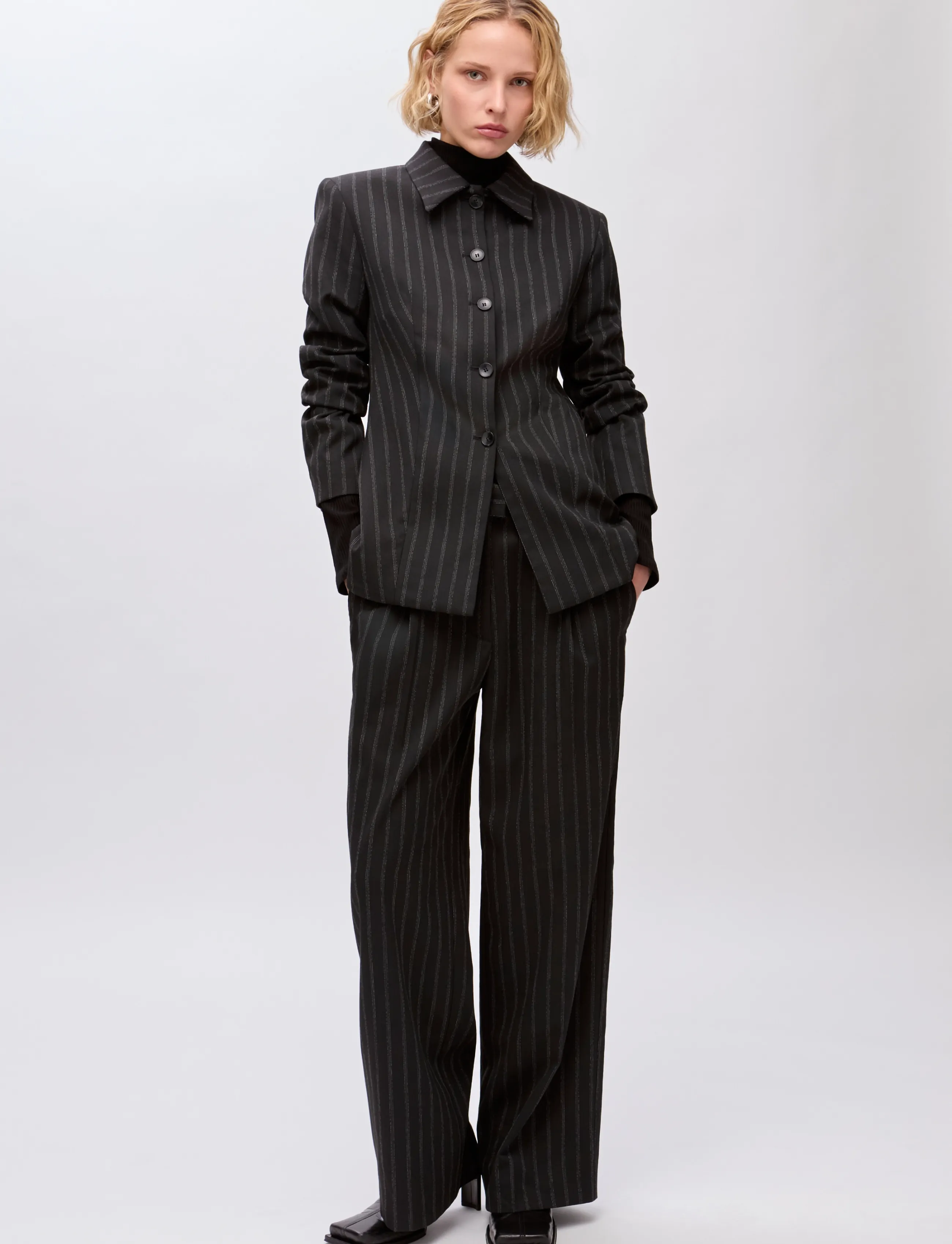 Ivy Oak - IOJuju Blazer - einreihige blazer - black & white triple pin strip - 2