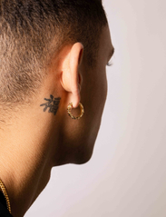 IX Studios - IX Crunchy Edge Earrings - hoops kõrvarõngad - gold - 3