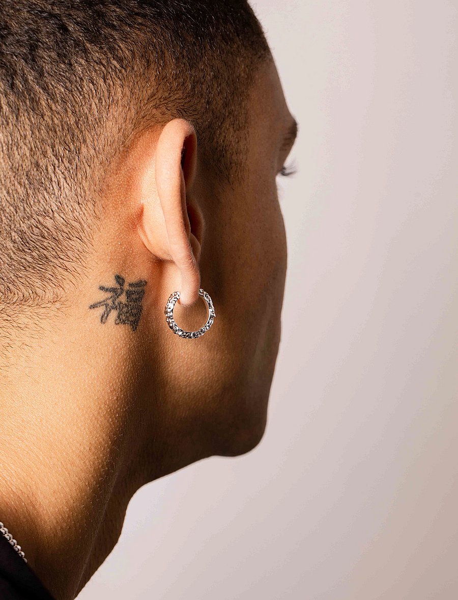 IX Studios - IX Crunchy Edge Earrings Silver - kreolen - silver - 2