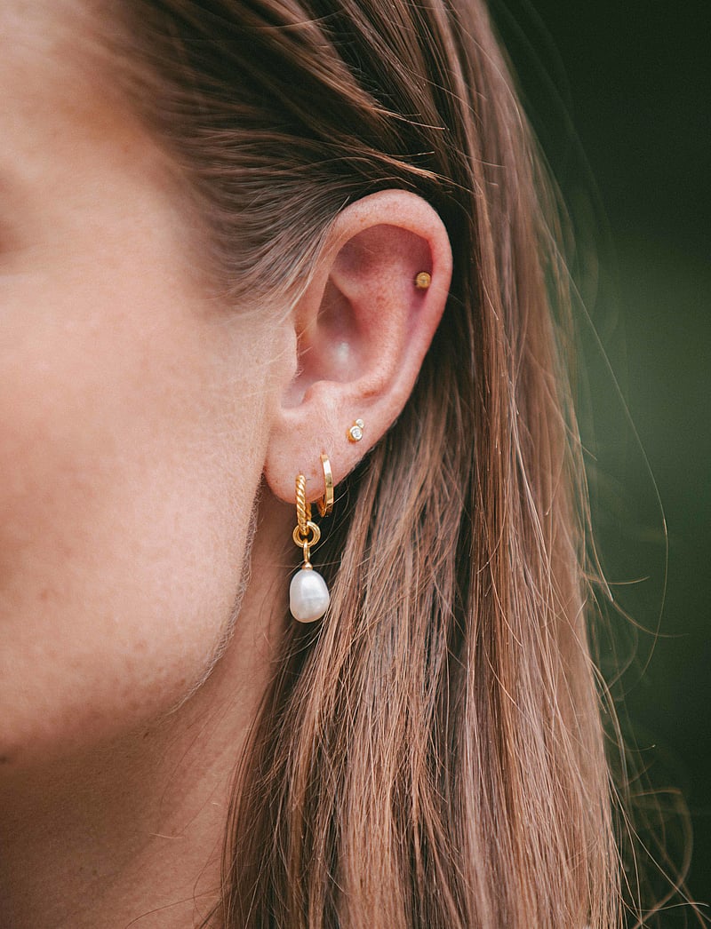 IX Studios - IX Ocean Pearl Earrings - perlenohrringe - gold - 3