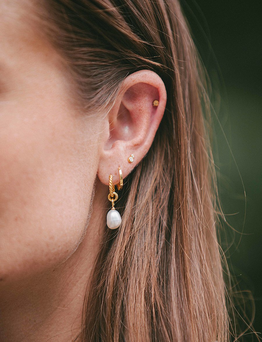 IX Studios - IX Ocean Pearl Earrings - perlų auskarai - gold - 3