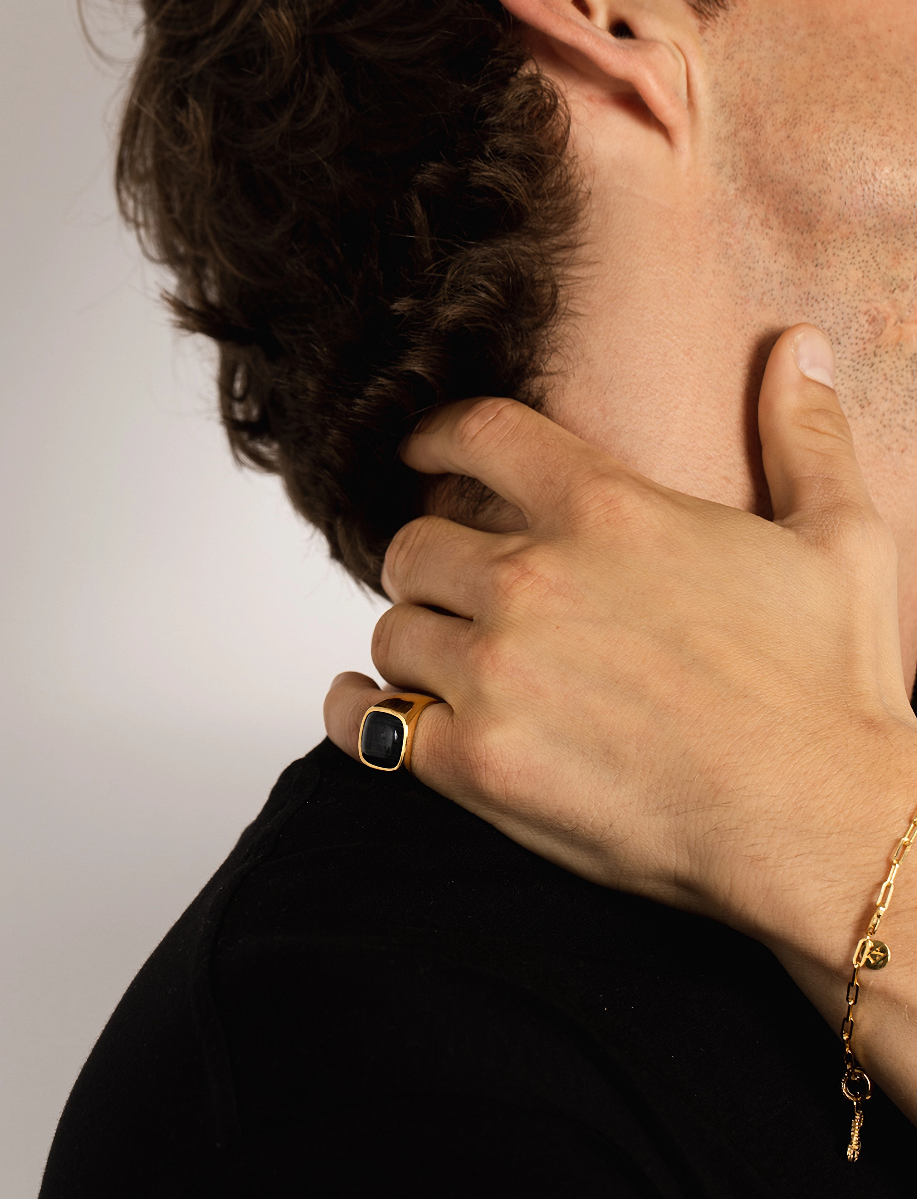 IX Studios - IX Cushion Signet Ring Hawks Eye - peoriided outlet-hindadega - gold - 4