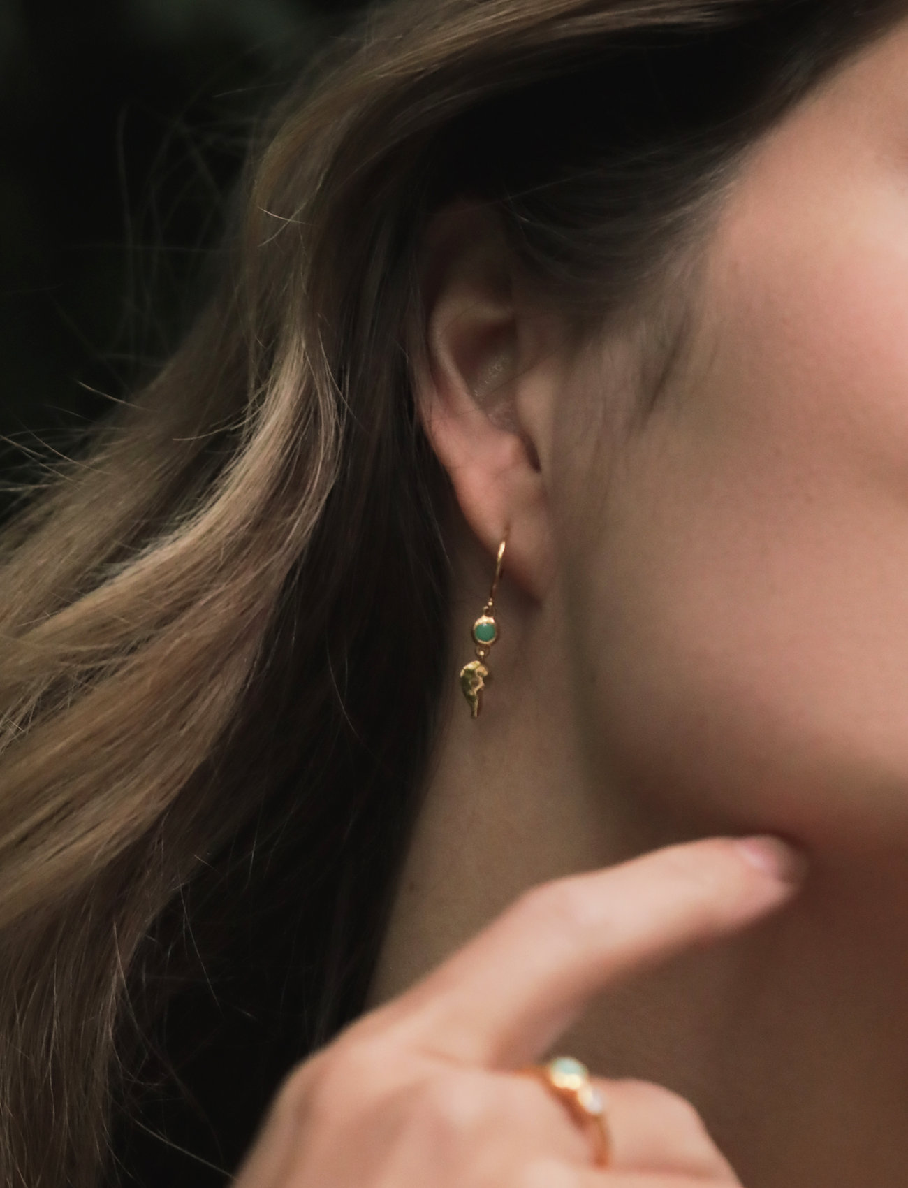 Izabel Camille - Leonora Earings - hängande örhängen - shiny gold - 1