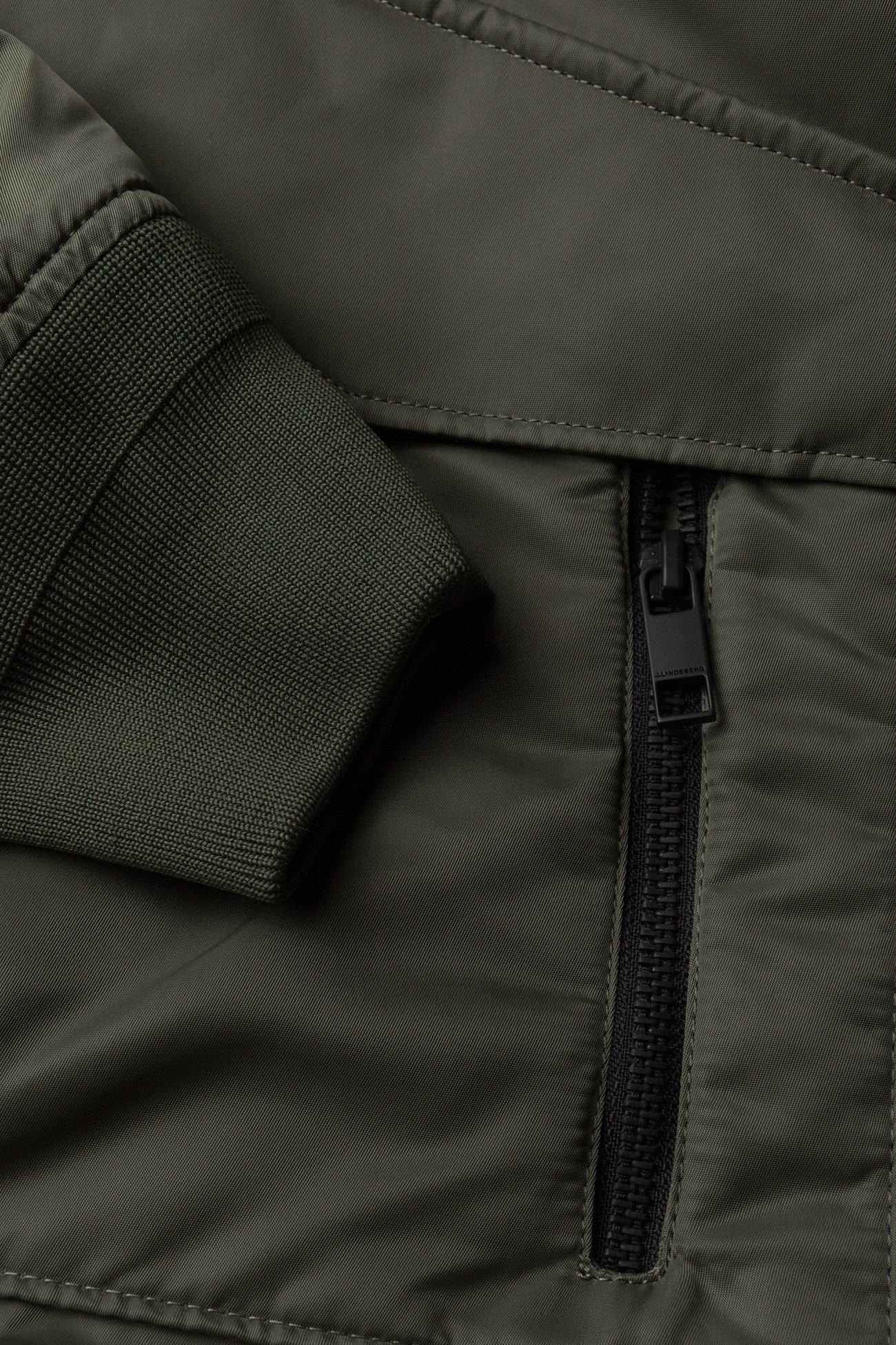 J. Lindeberg - Mauer Action Nylon - beetle - 3