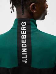 J. Lindeberg - Banks Mid Layer - mid layer jackets - rain forest - 6