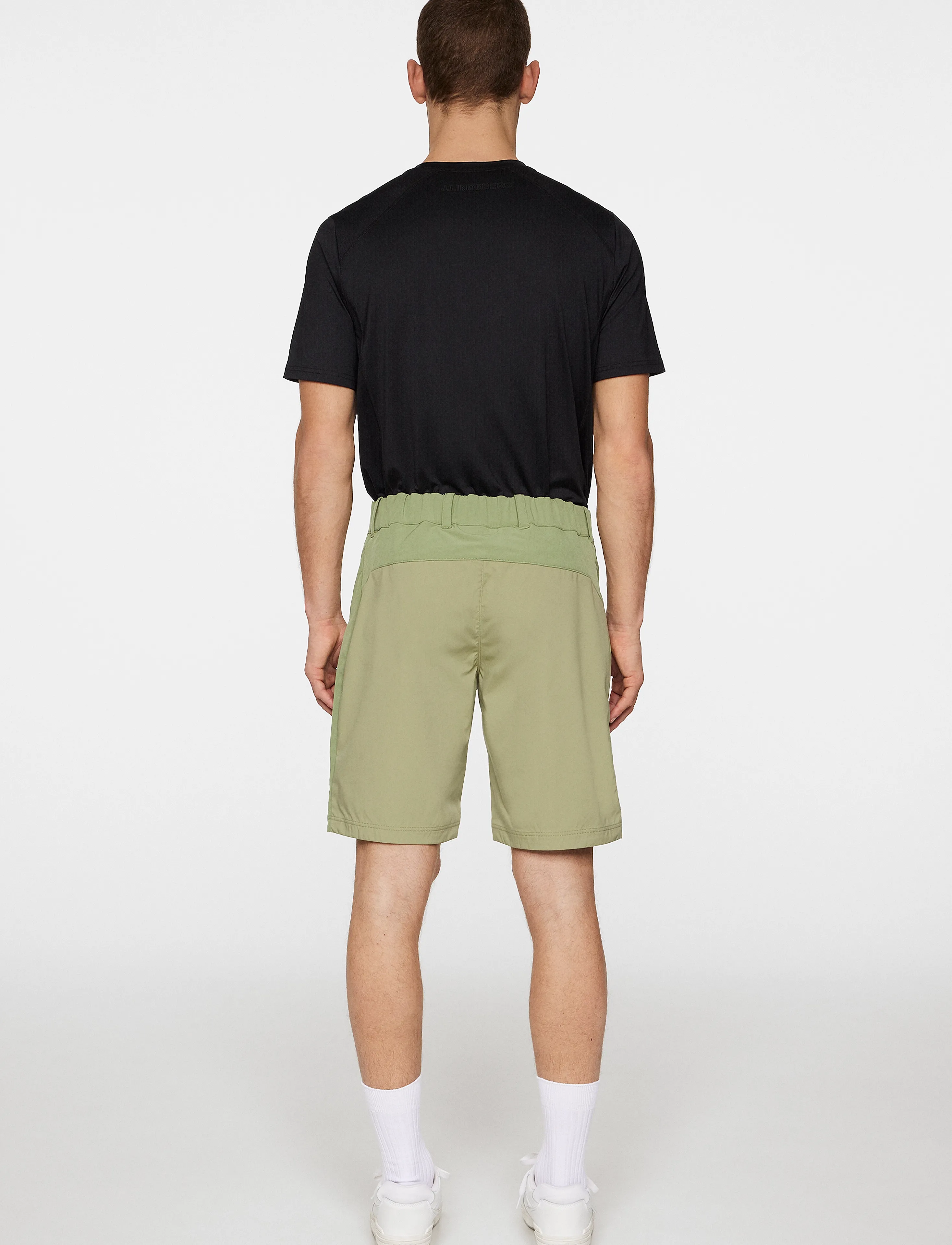 J. Lindeberg - Adrian Softshell Shorts - outdoor shorts - oil green - 3