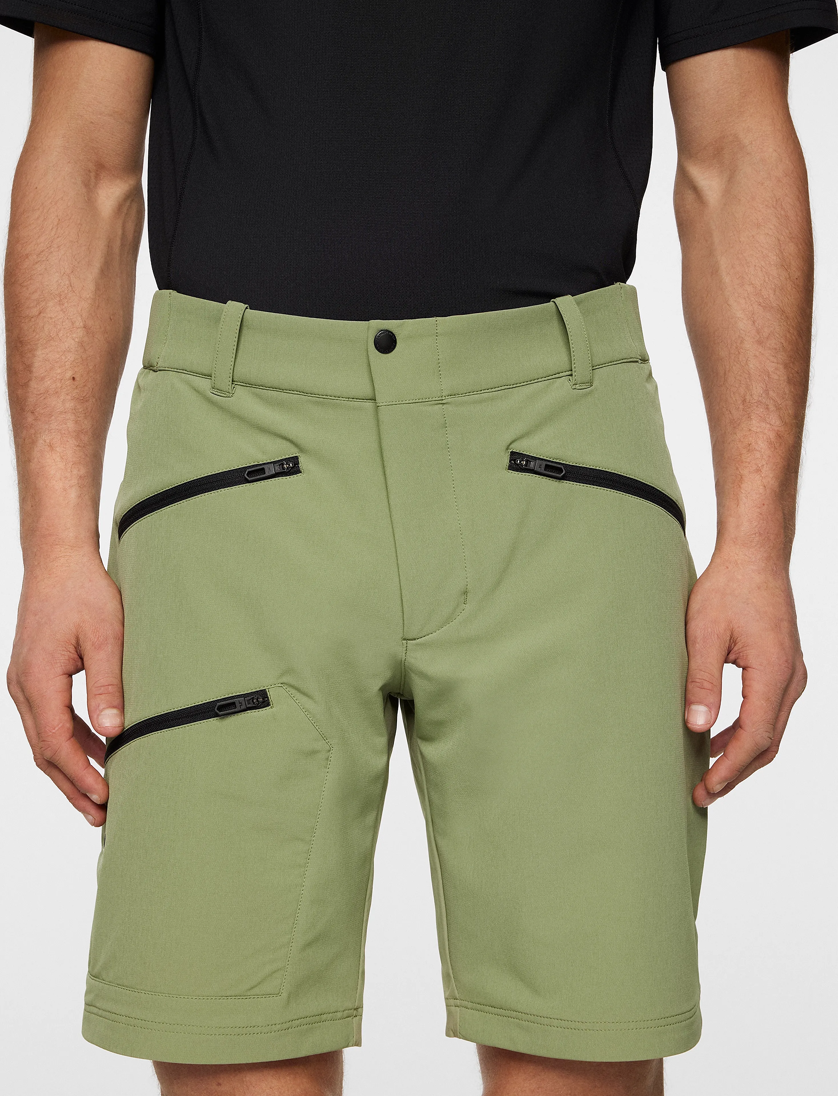 J. Lindeberg - Adrian Softshell Shorts - outdoor shorts - oil green - 5