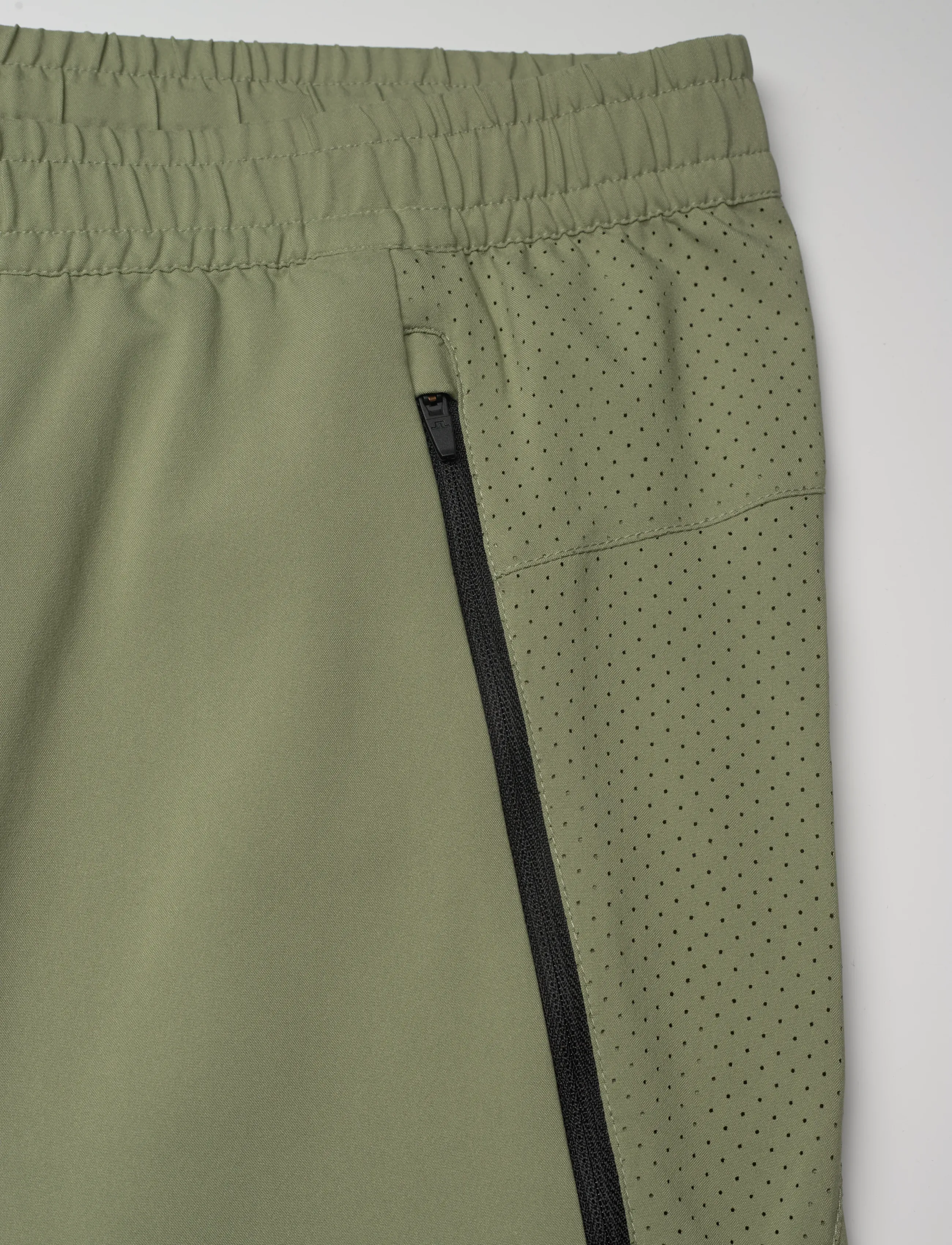 J. Lindeberg - Novo Pro Pack Pant - træningsbukser - oil green - 3