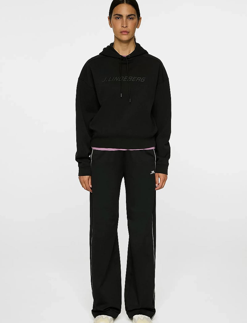 J. Lindeberg - Dawn Hoodie - huvtröjor - black - 4
