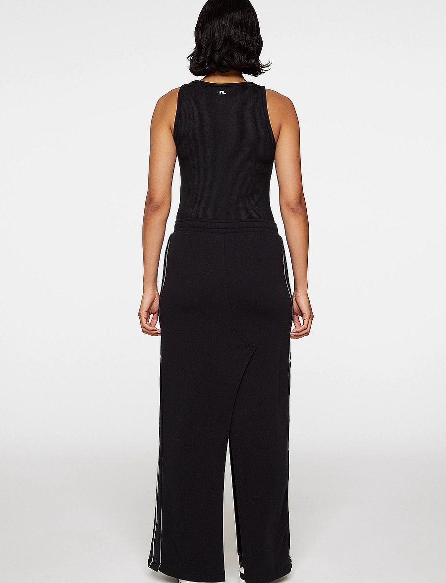 J. Lindeberg - Lisa Sweat Skirt - treenihousut - black - 5