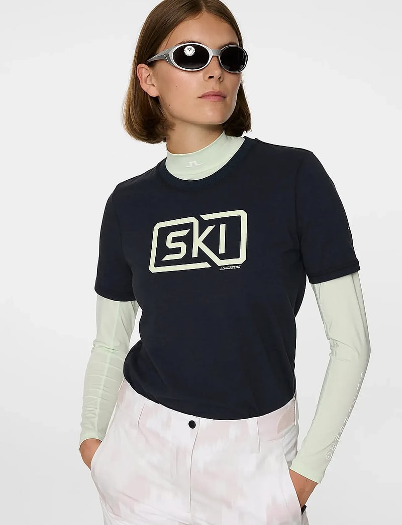 J. Lindeberg - Malia T-shirt - t-shirts - jl navy - 5