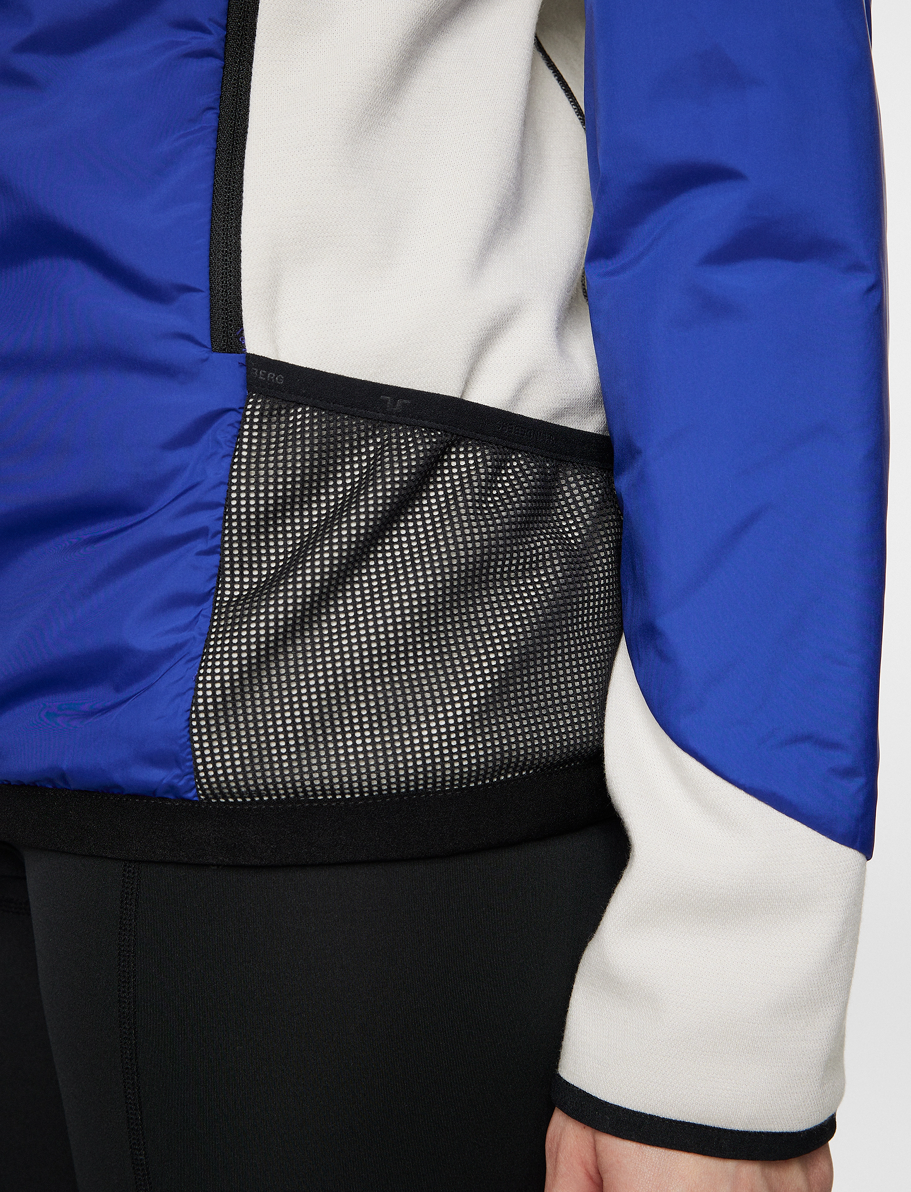 Sanaa Hybrid Jacket 5