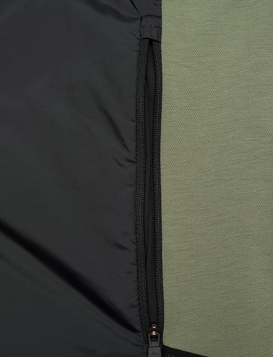 J. Lindeberg - Sanaa Hybrid Vest - overtøj - oil green - 4