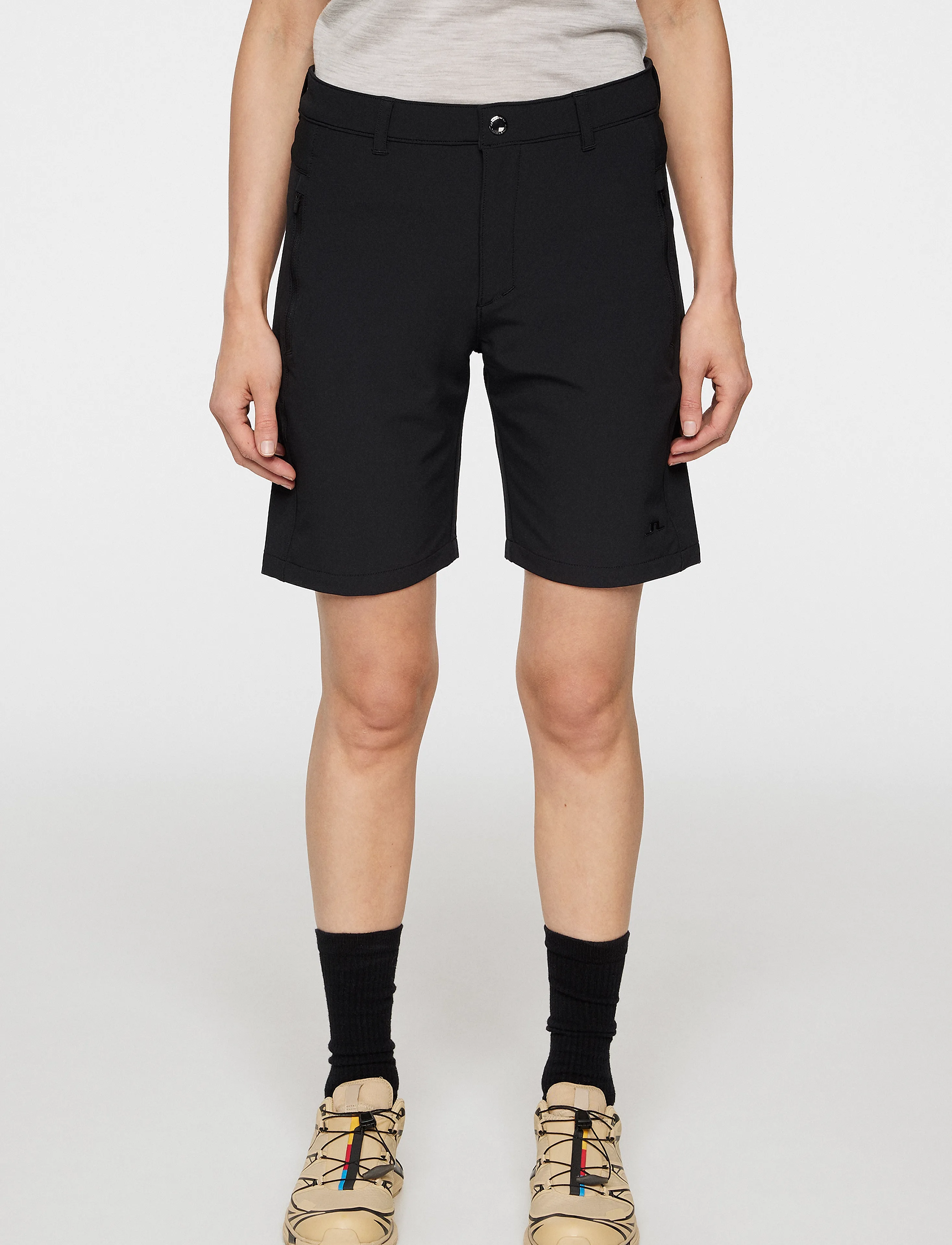 J. Lindeberg Angie Shorts, 32, Black, Sport Shorts > Sport Outdoor Shorts, Dame