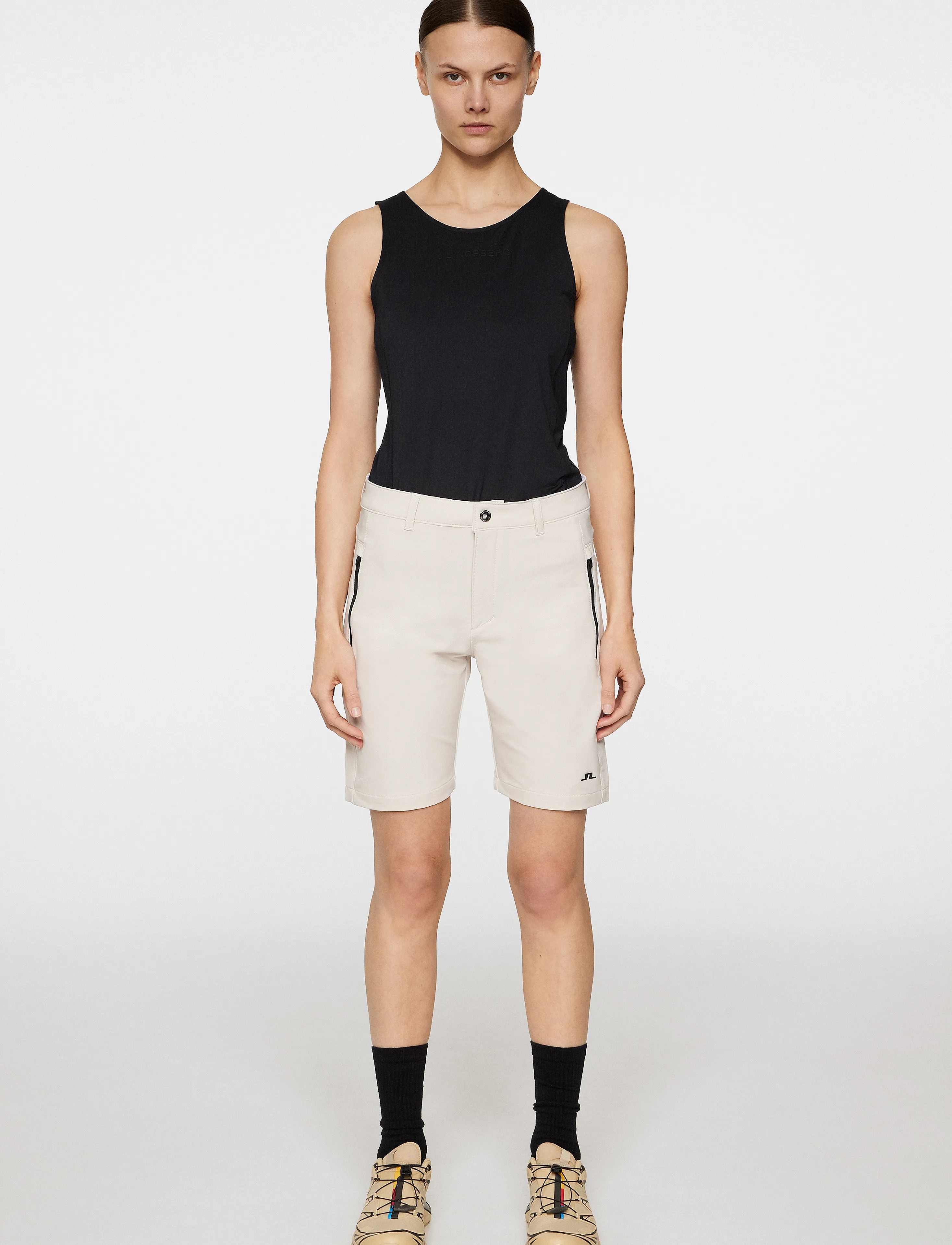 J. Lindeberg - Angie Shorts - outdoor shorts - moonbeam - 4