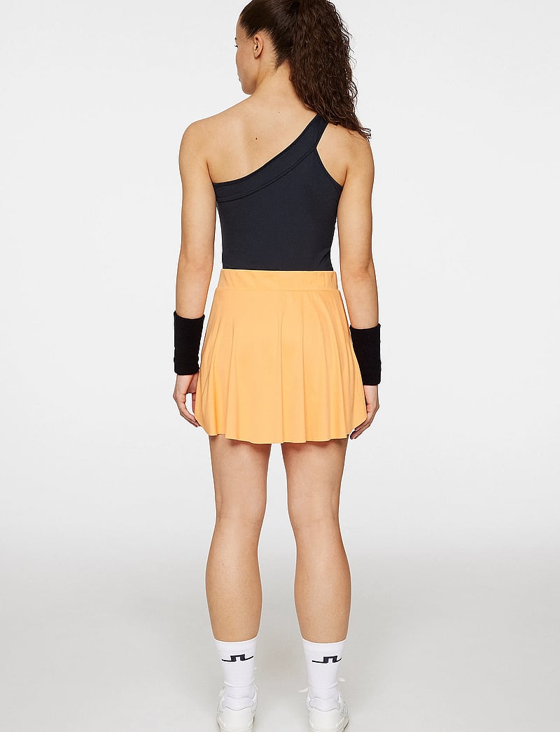 J. Lindeberg - Feilia Skirt - kleider & röcke - mock orange - 3