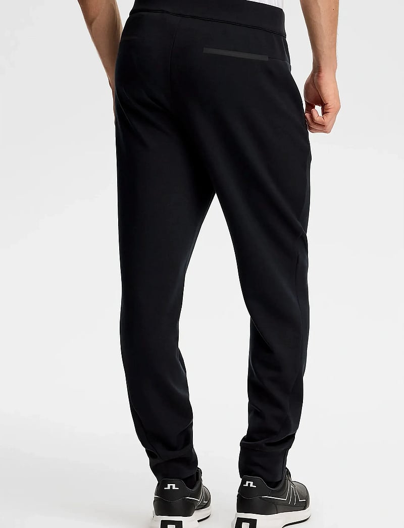 J. Lindeberg - Icon Sweatpants - sweatpants - black - 2