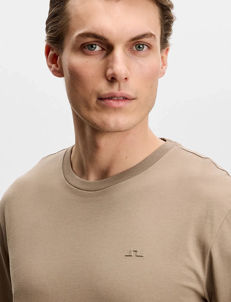 J. Lindeberg - Alpha T-shirt - short-sleeved t-shirts - brindle - 4