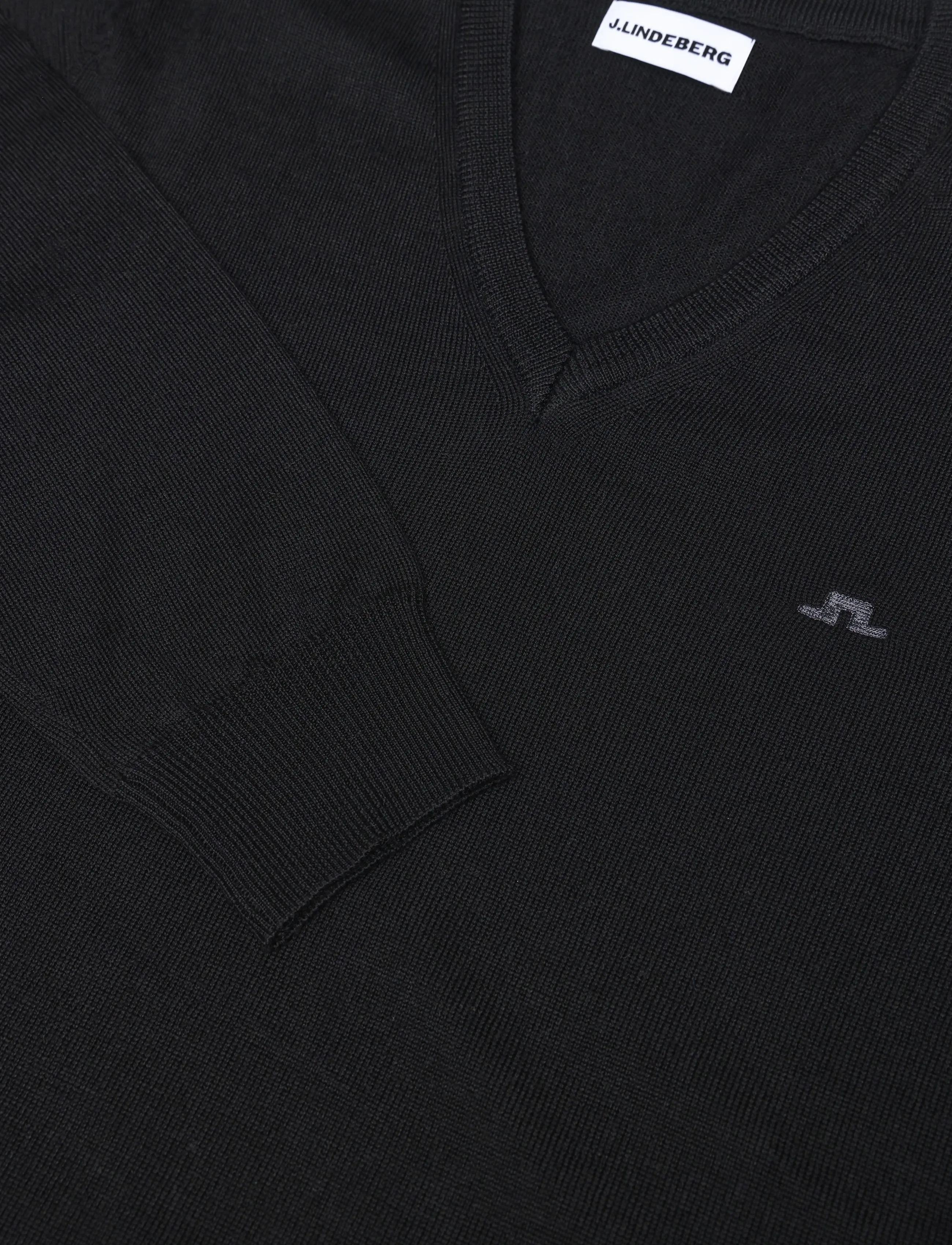 J. Lindeberg - LYMANN KNITTED SWEATER - v-necks - black - 5