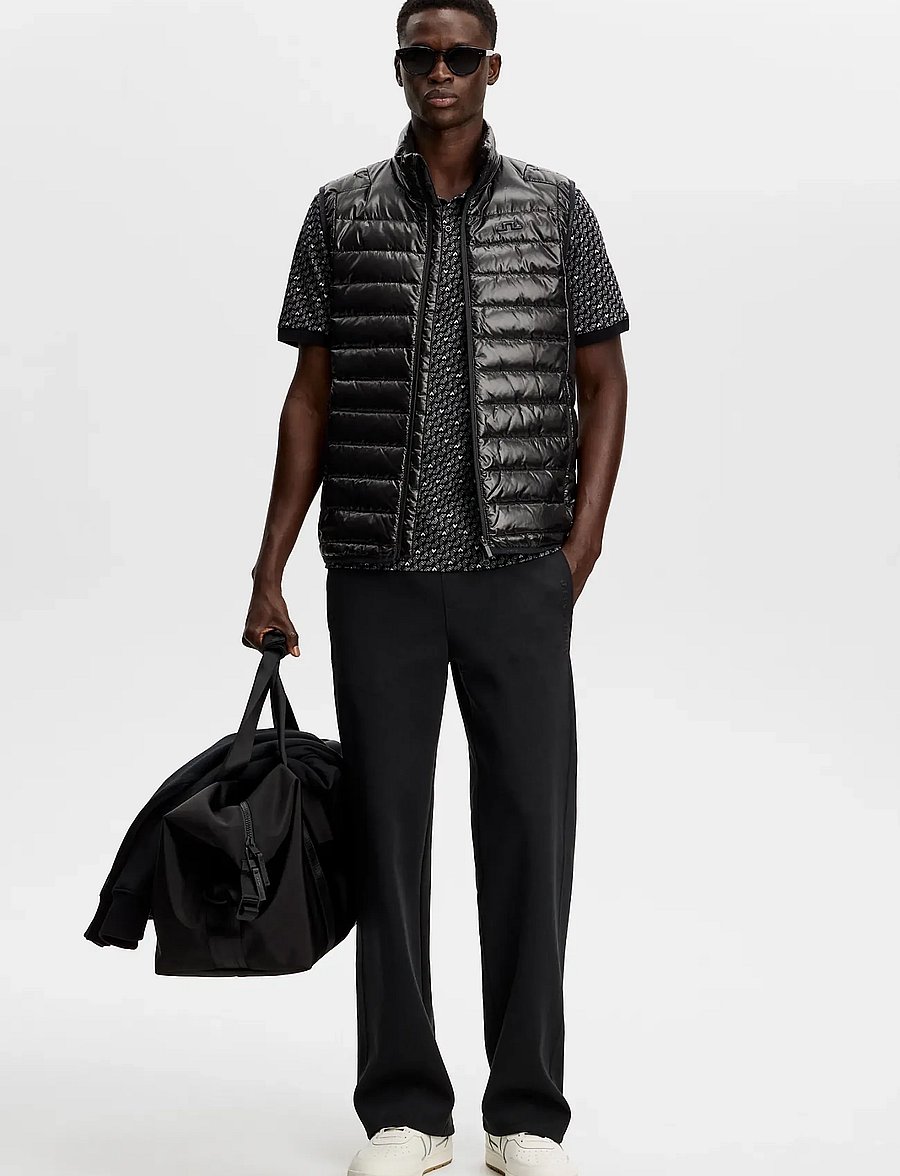J. Lindeberg - Oden Light Down Vest - västar - black - 3