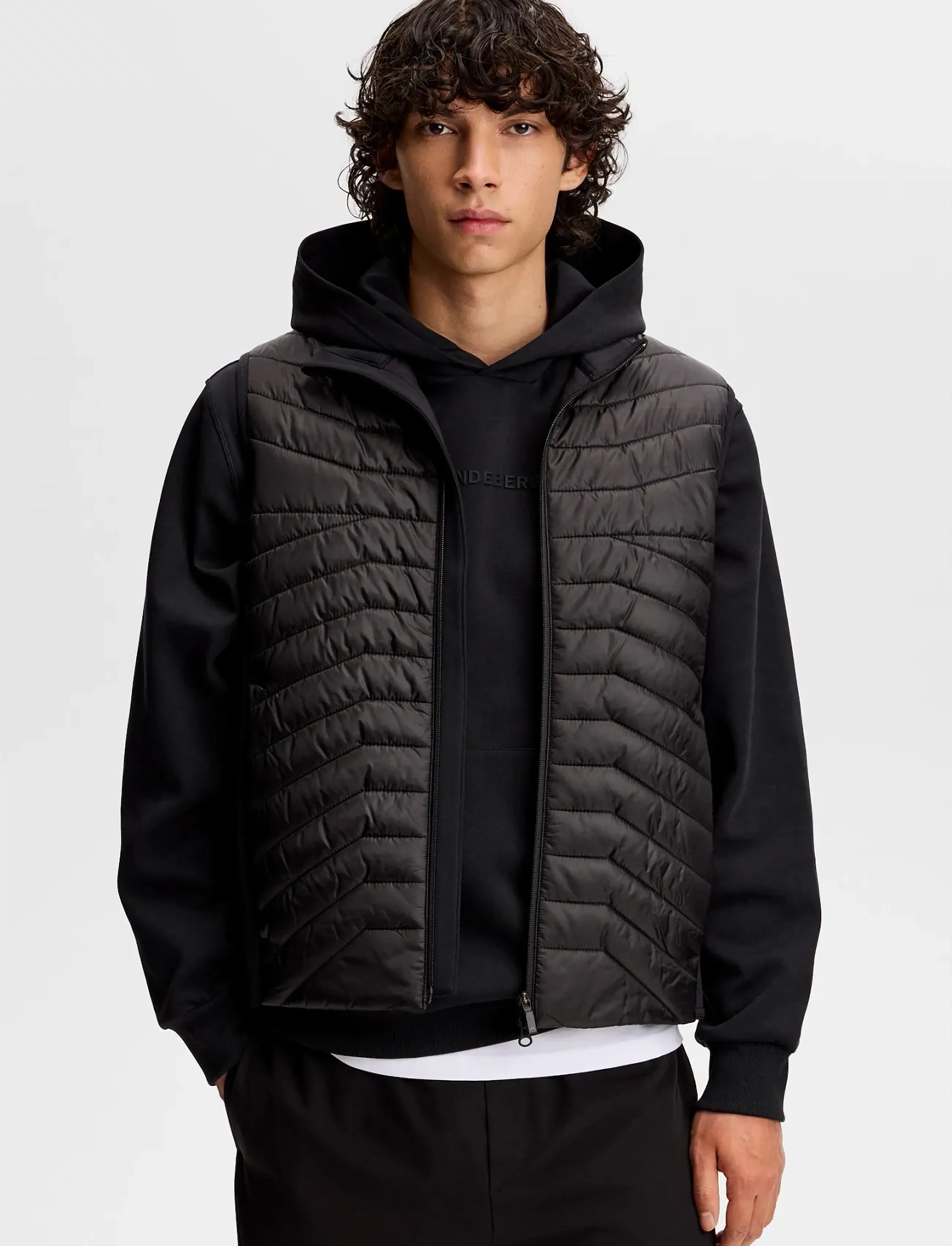 J. Lindeberg Heyden Quilt Hybrid Vest - J.Lindeberg - BLACK / black