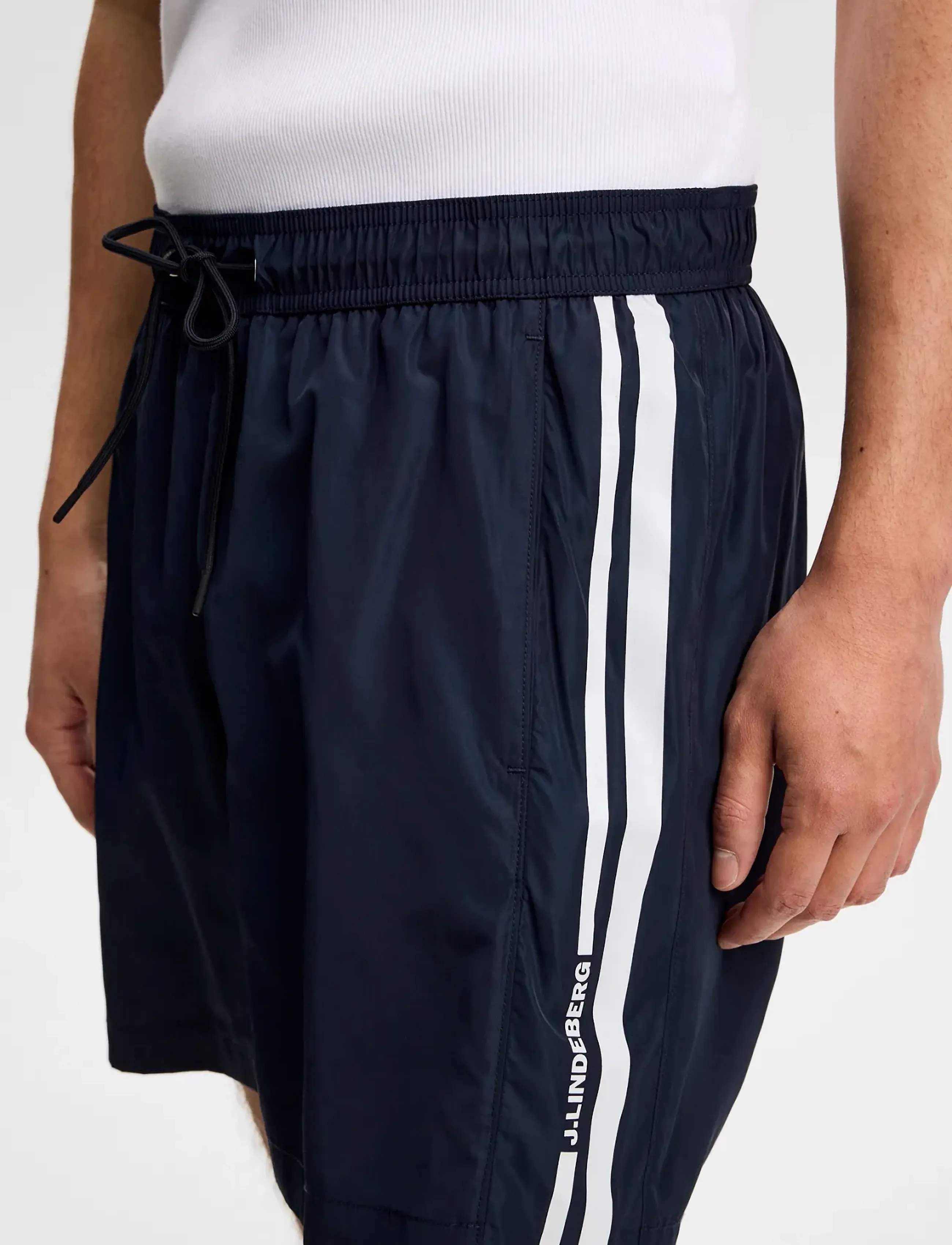 J. Lindeberg - Delta Stripe Swim Shorts - swim shorts - jl navy - 4