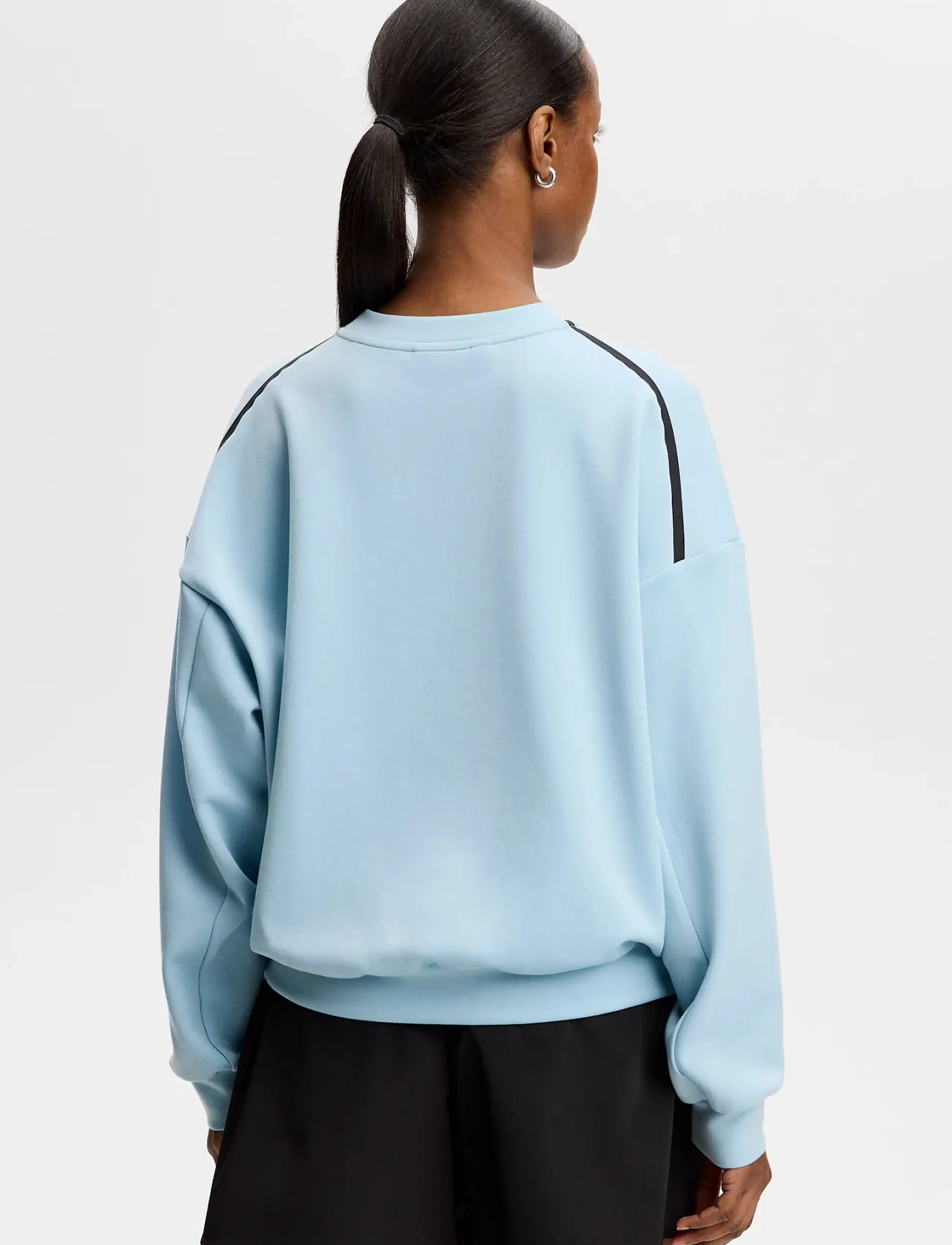 J. Lindeberg - Aura Crew Neck - dressipluusid - forget-me-not - 3
