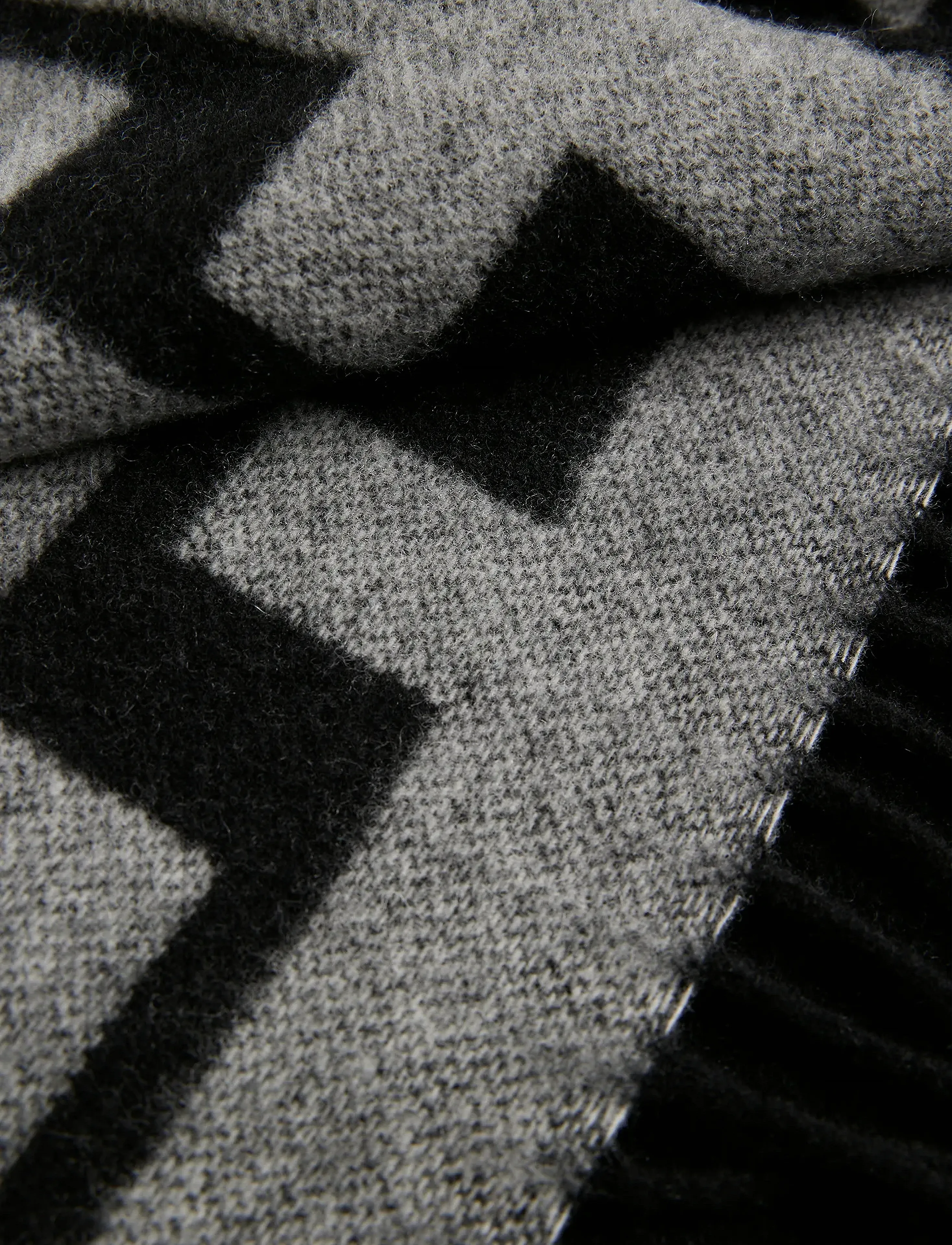 J. Lindeberg - Champ Double Sided  Scarf - wintersjalen - black - 1