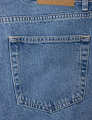 J. Lindeberg - Cody Washed Regular Jeans - nordic style - light blue - 9