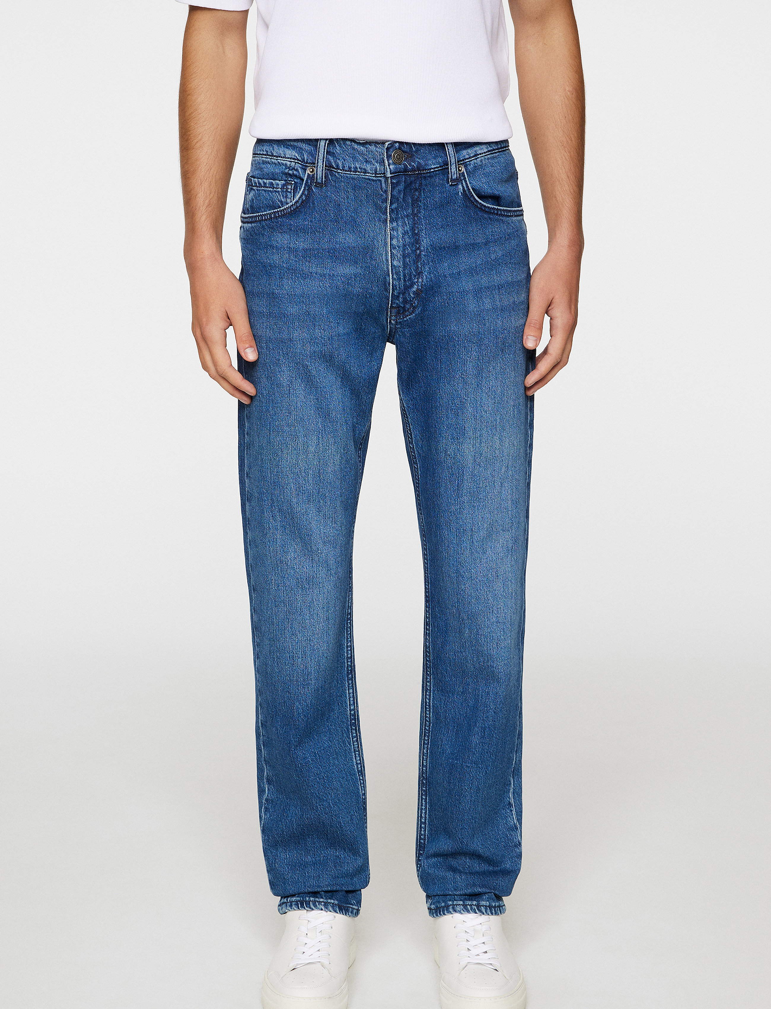 J. Lindeberg Jax Mid Wash Slim Jeans, 32-32 x 32, Blue, Jeans > Smalle, Herre