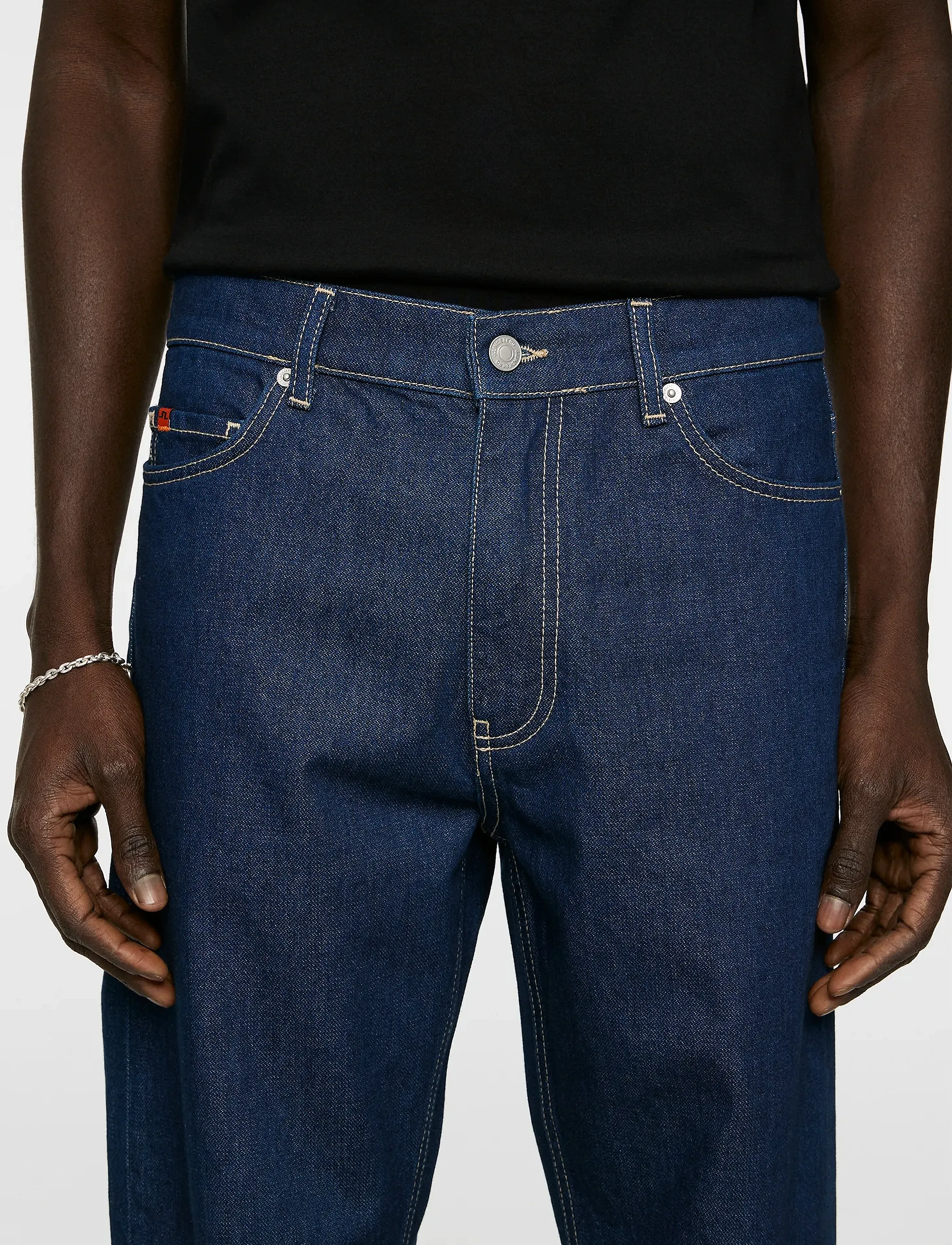 J. Lindeberg Cody Broken Reg Jeans herr – bild 4