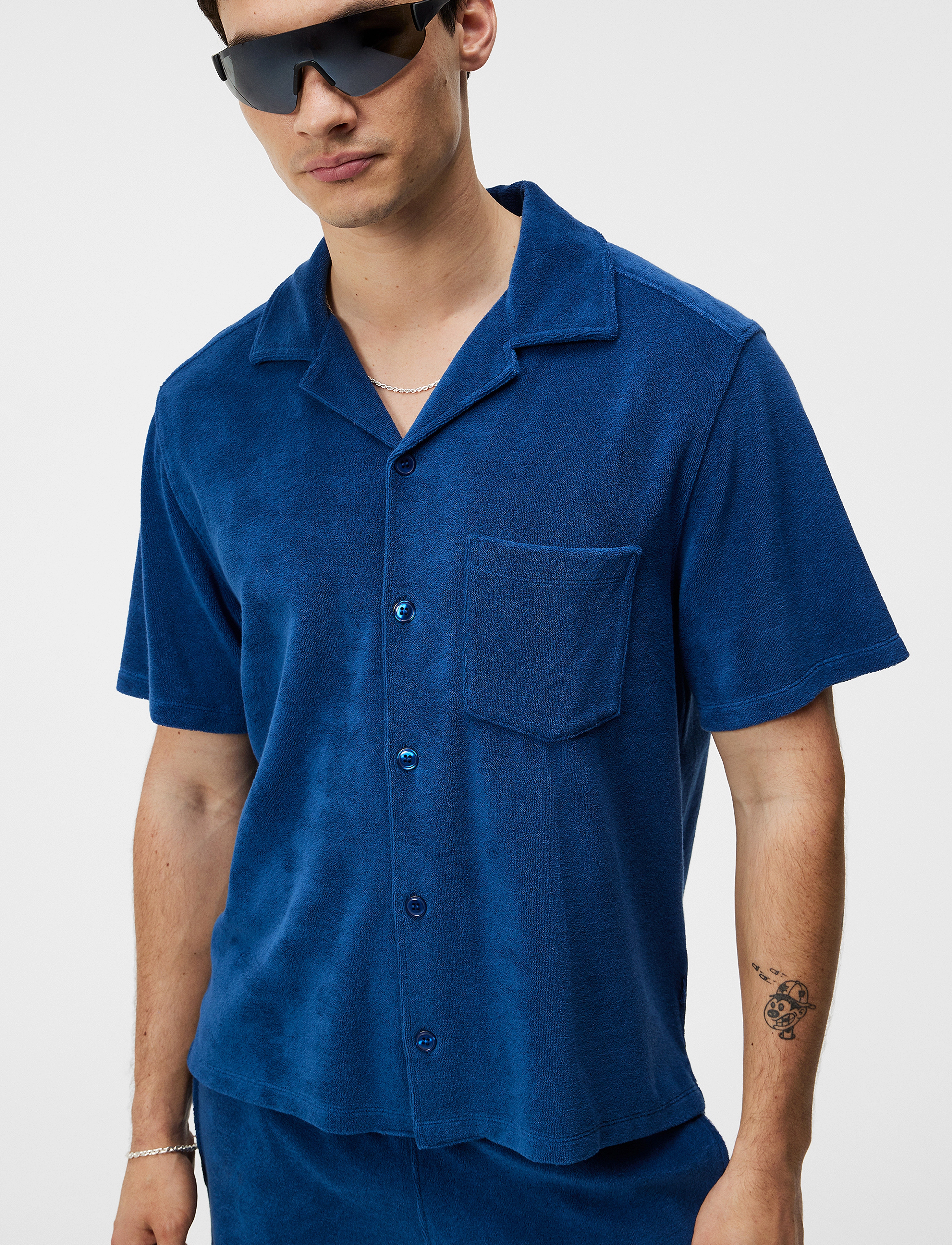J. Lindeberg - Ted Terry Resort Shirt - kortärmade skjortor - estate blue - 5